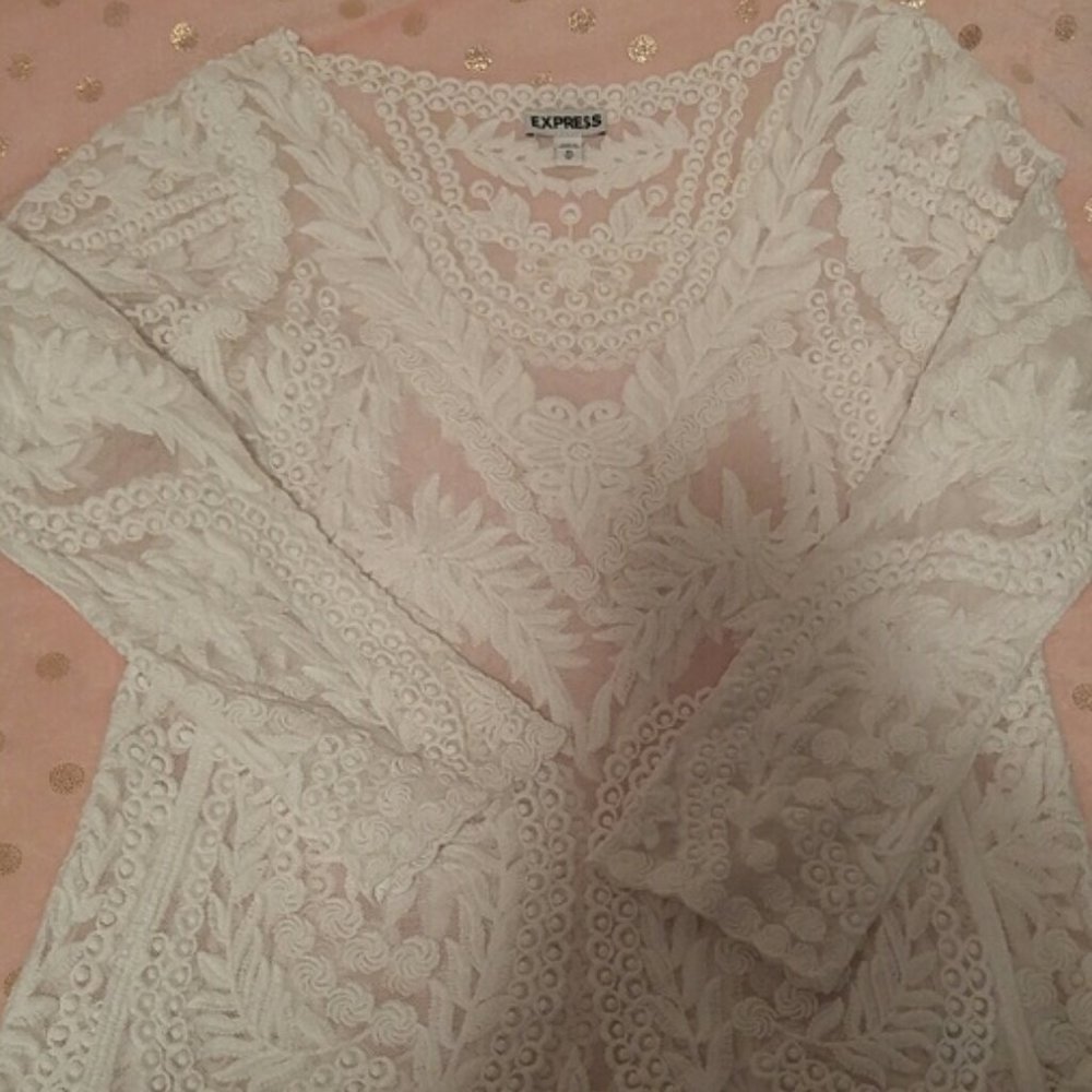 Express Long Sleeve Fitted White Lace Over Netting Scoop Neck Romantic Top SZ XS
